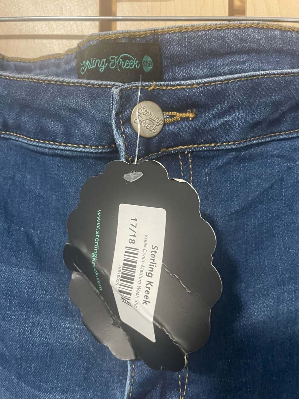 Sterling Kreek Women's Flare Jeans Size 17/18 - Picture 3 of 5
